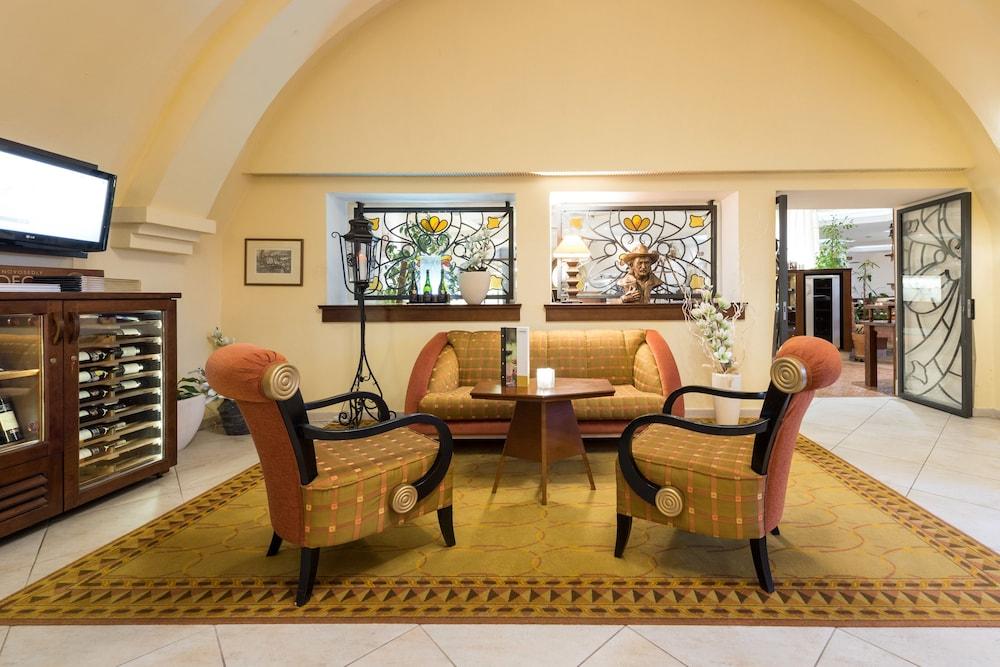 Lindner Castle, Part Of Jdv By Hyatt Отель Прага