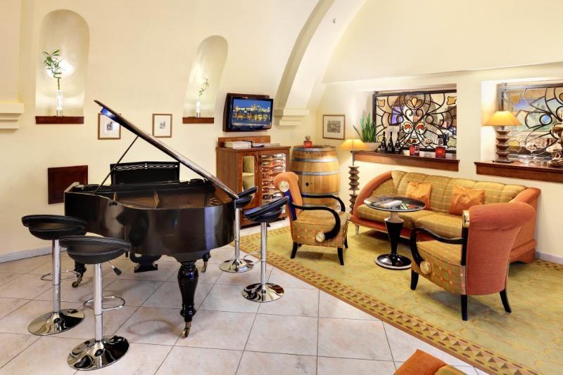 Отель Lindner Castle, Part Of Jdv By Hyatt 4*
